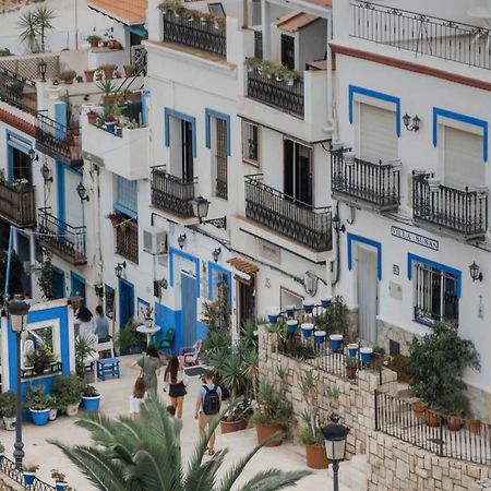 Suncastle Apartamentos Alicante -With Sunny Rooftop Terrace And Barbecue Exteriör bild