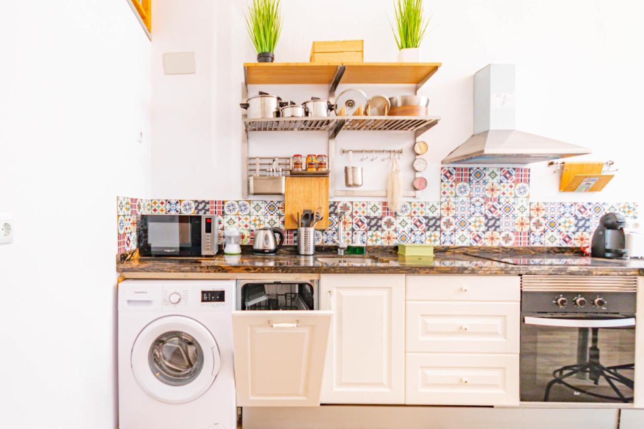 Suncastle Apartamentos Alicante -With Sunny Rooftop Terrace And Barbecue Exteriör bild