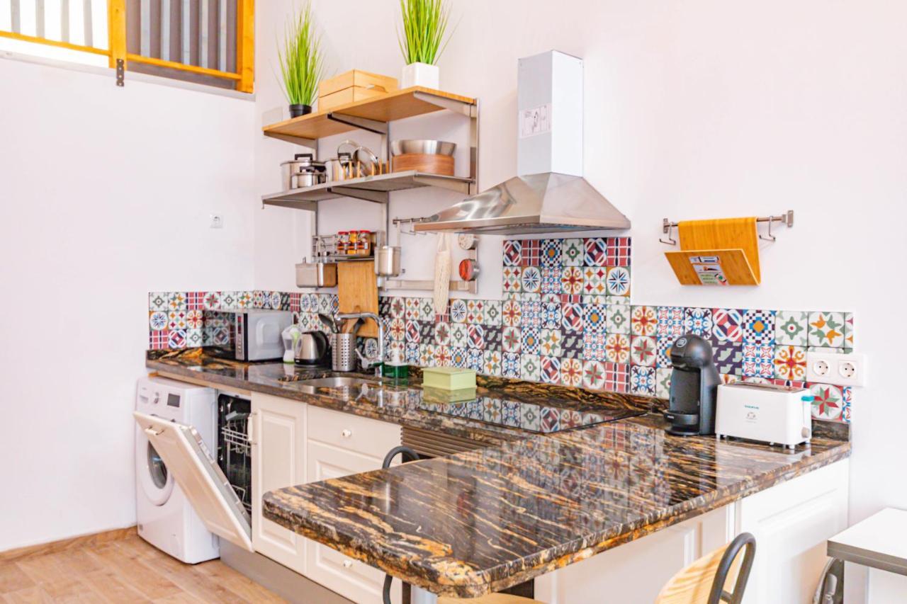 Suncastle Apartamentos Alicante -With Sunny Rooftop Terrace And Barbecue Exteriör bild