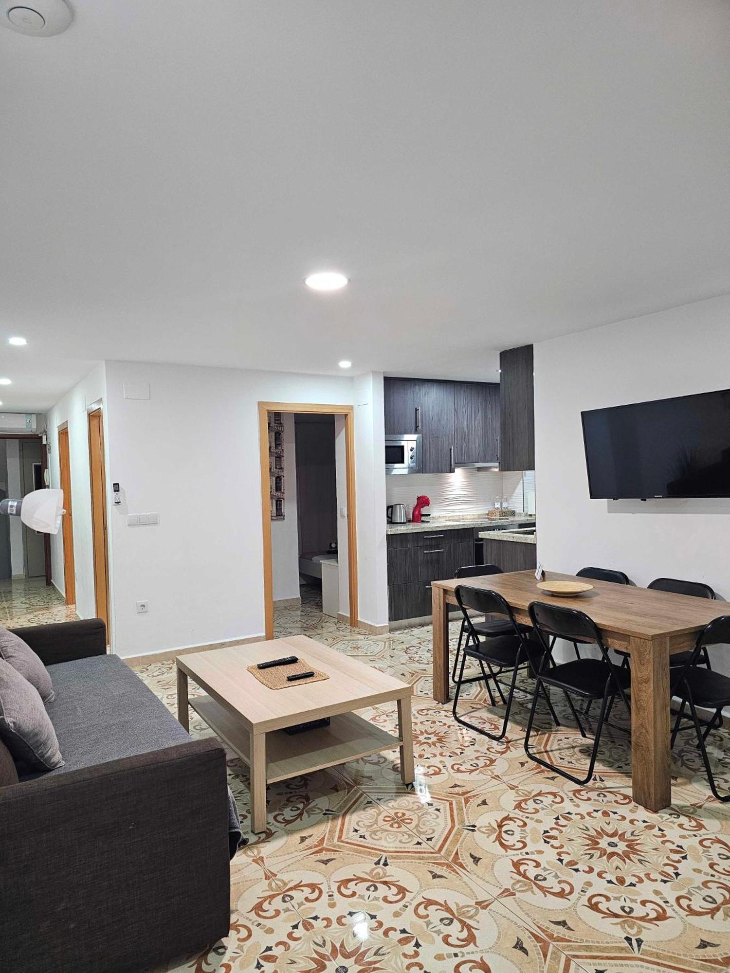 Suncastle Apartamentos Alicante -With Sunny Rooftop Terrace And Barbecue Exteriör bild