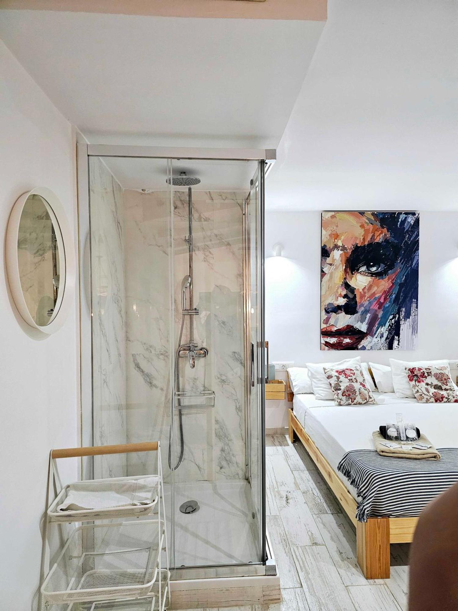 Suncastle Apartamentos Alicante -With Sunny Rooftop Terrace And Barbecue Exteriör bild