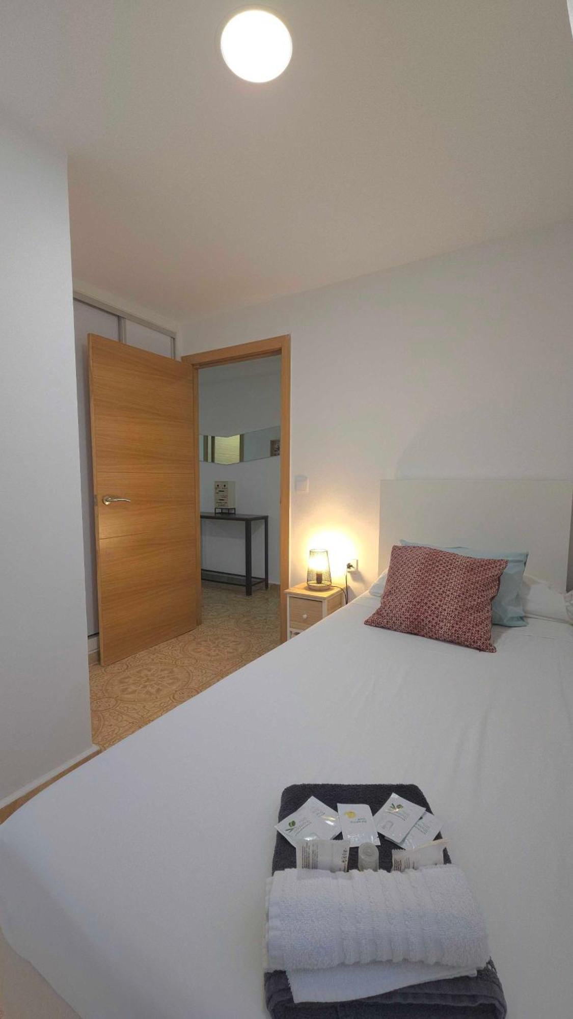 Suncastle Apartamentos Alicante -With Sunny Rooftop Terrace And Barbecue Exteriör bild