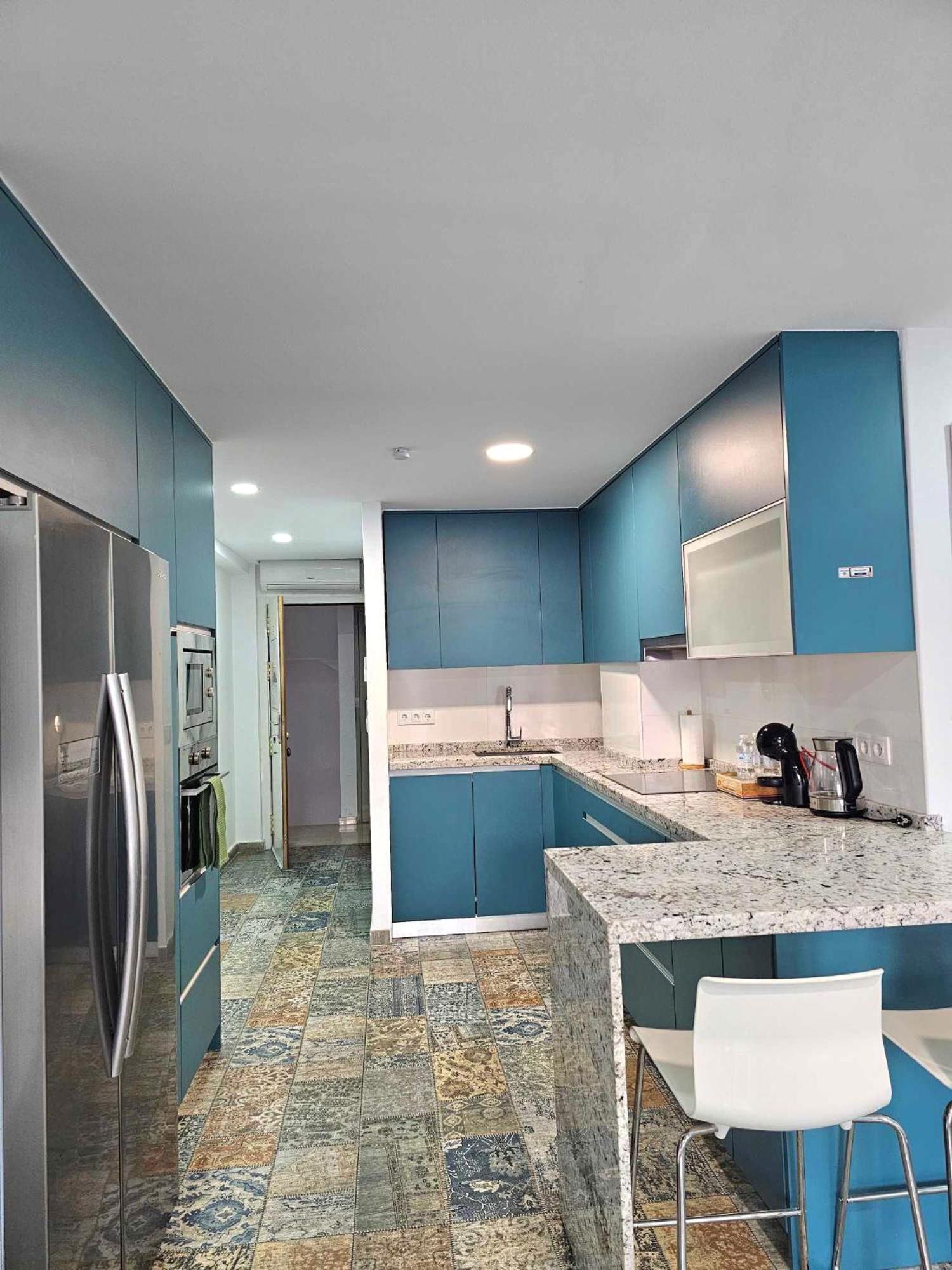 Suncastle Apartamentos Alicante -With Sunny Rooftop Terrace And Barbecue Exteriör bild